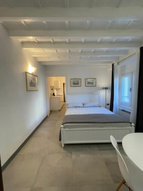 Renai studio flat, Florence